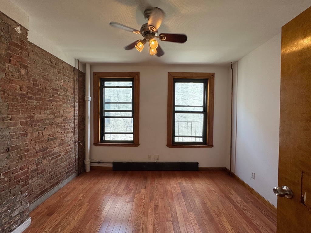 401 East 115th Street - Photo 8