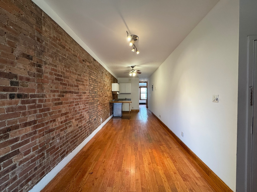 401 East 115th Street - Photo 3