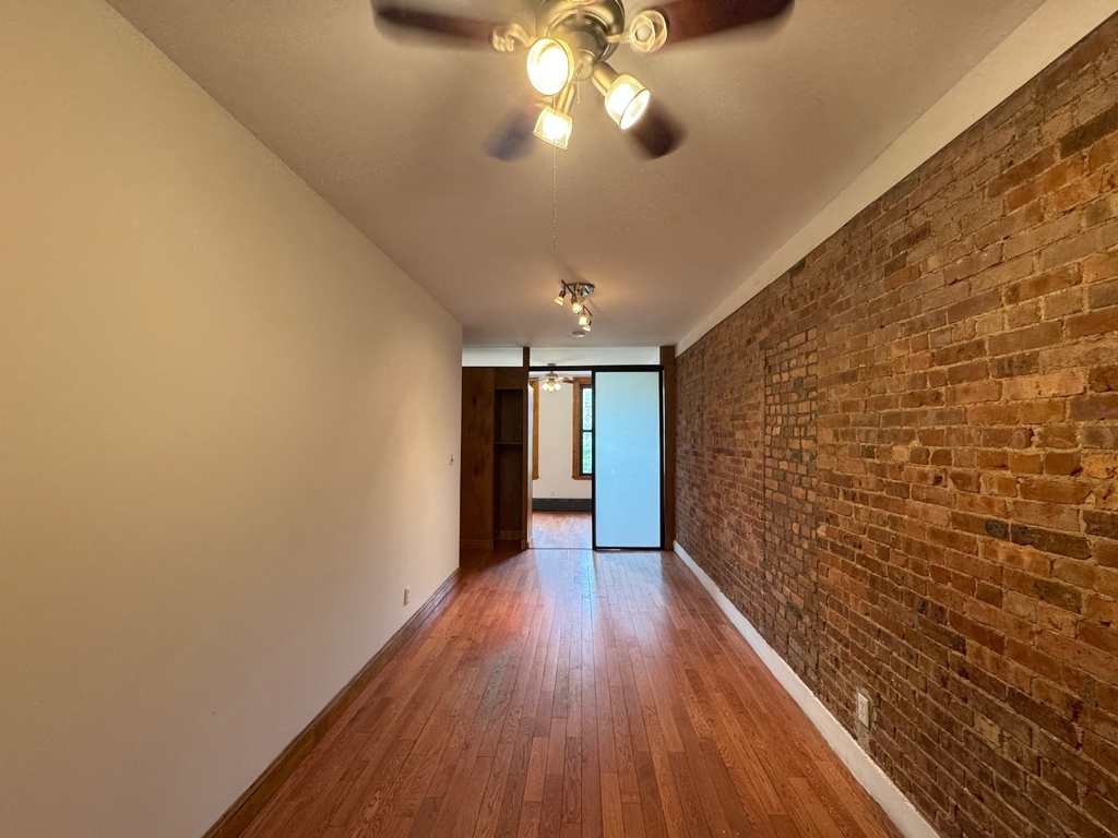 401 East 115th Street - Photo 6
