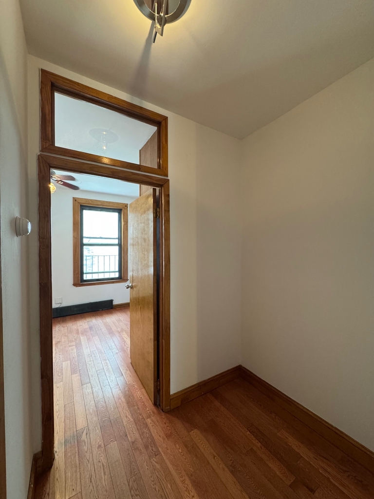 401 East 115th Street - Photo 7
