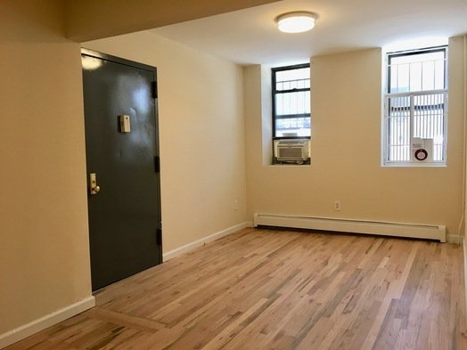 1727 Lexington Avenue - Photo 3