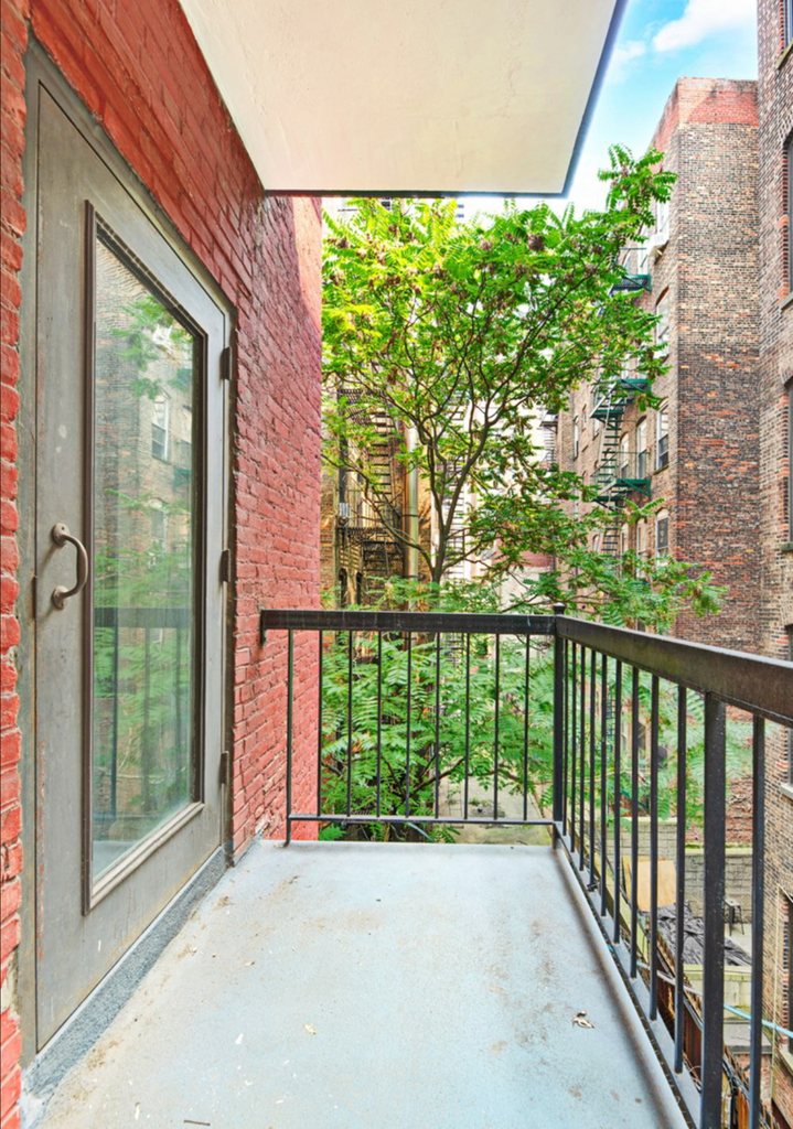  51st street & 3rd avenue  - Photo 7