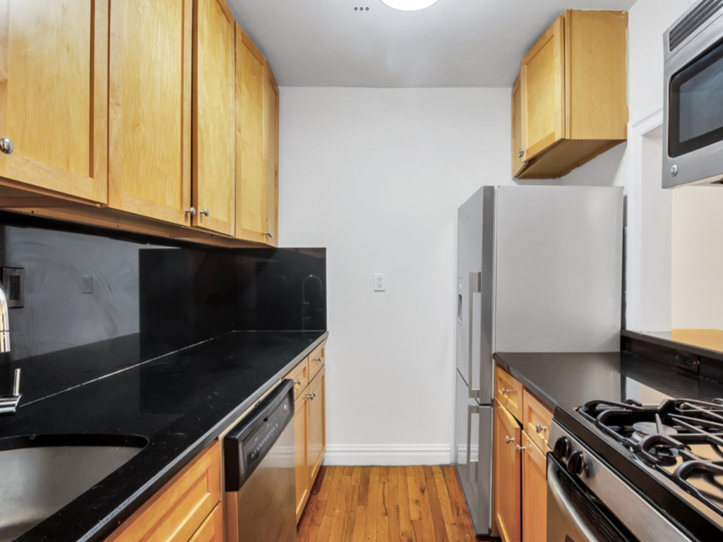  22nd Street and 3rd Avenue  - Photo 2