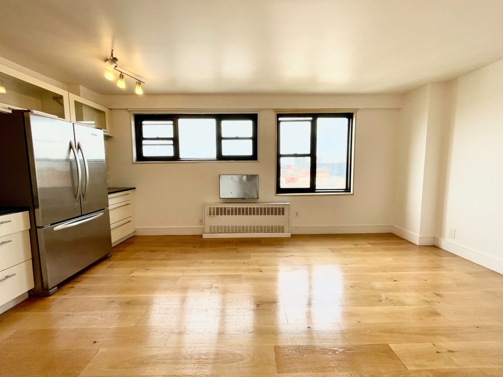 115 East 122nd Street - Photo 4