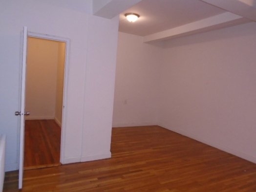 7261 113th Street - Photo 1