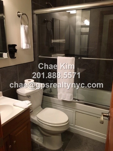 138 East 31st Street - Photo 2