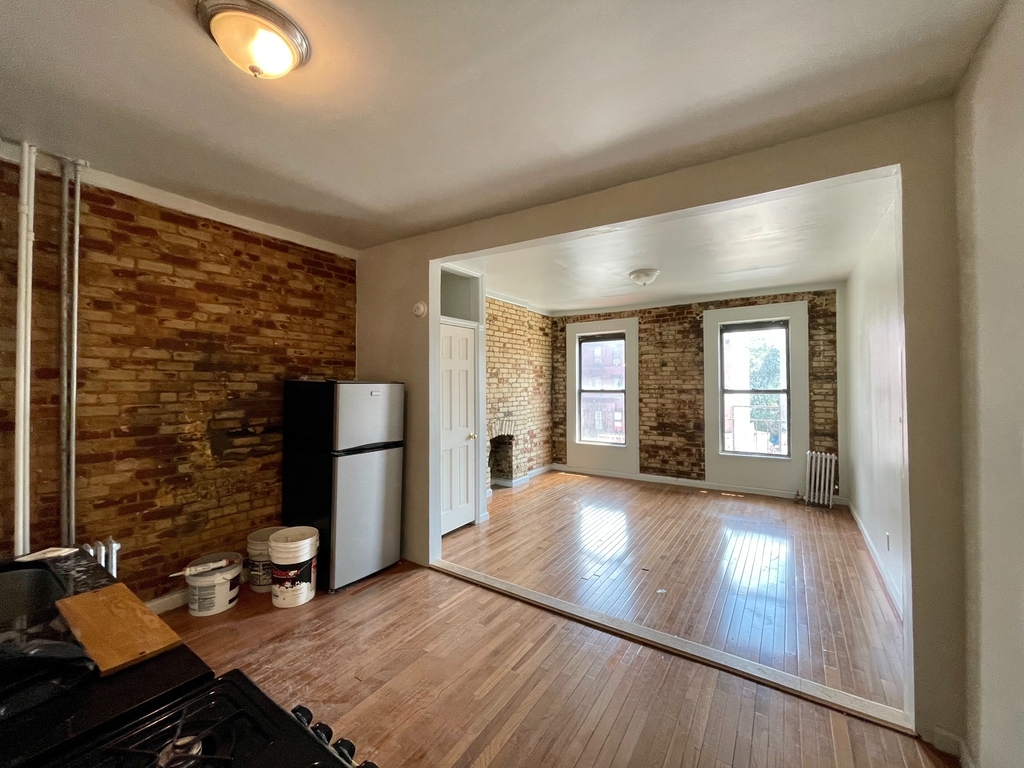 2305 2nd Avenue - Photo 1