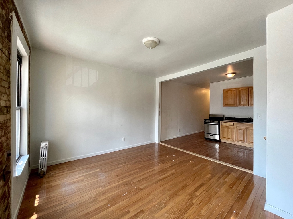 2305 2nd Avenue - Photo 2