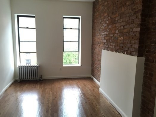 1721 Lexington Ave - Photo 0