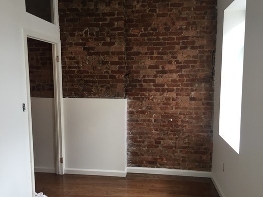 1721 Lexington Ave - Photo 3