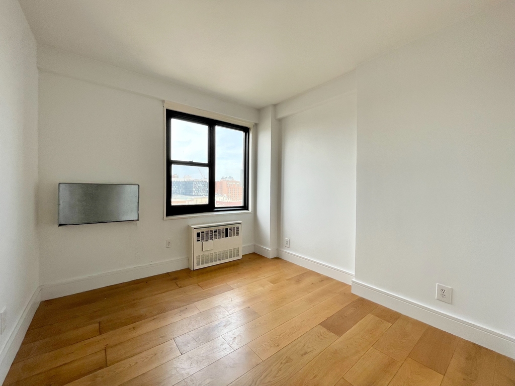 115 East 122nd Street - Photo 6