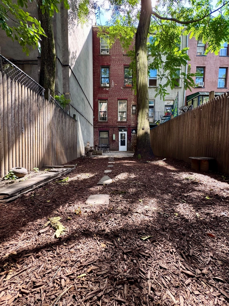 231 East 115th Street - Photo 19