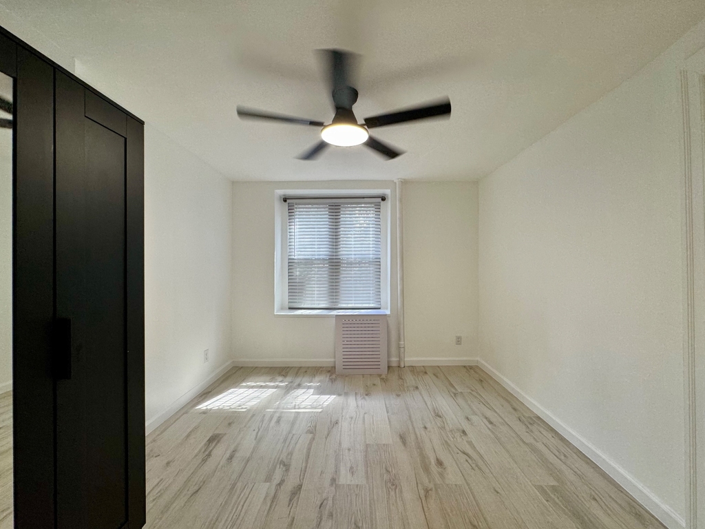 231 East 115th Street - Photo 3