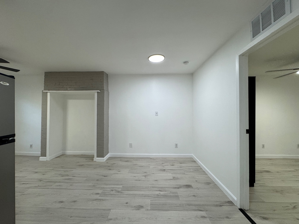 231 East 115th Street - Photo 10