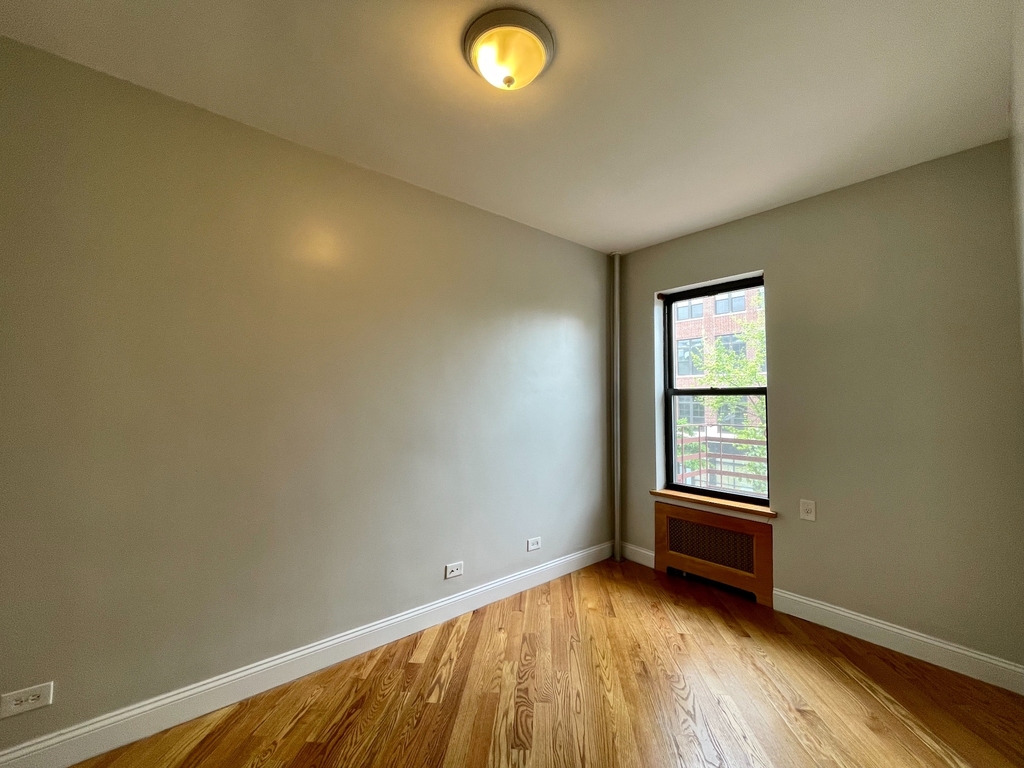 2272 1st Avenue - Photo 9