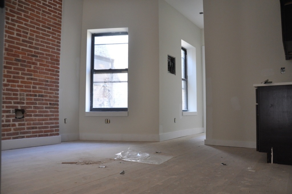 troy ave and lincoln pl - Photo 2