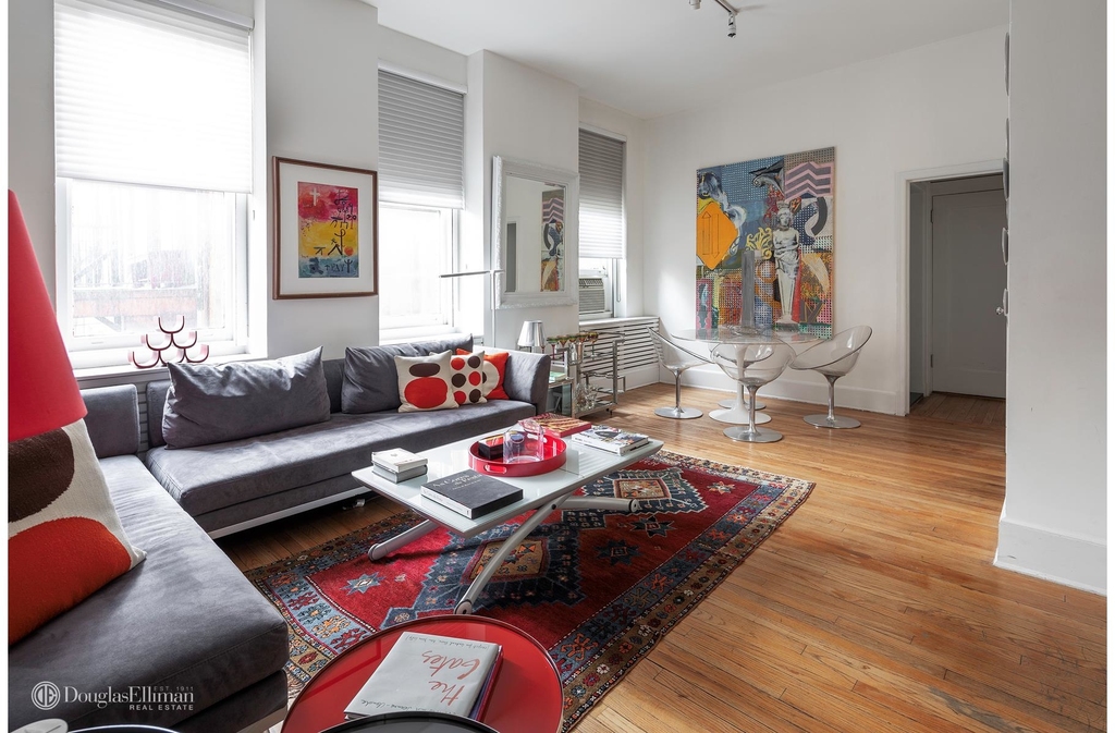 521 Park Avenue - Photo 1