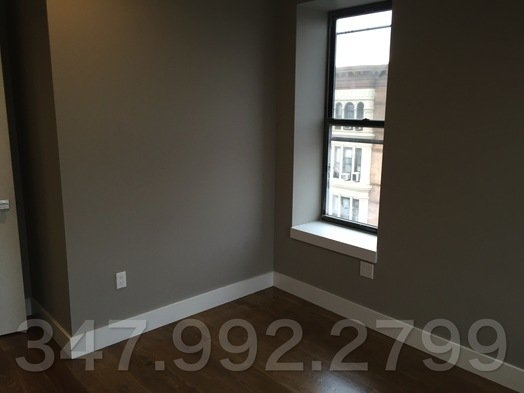 437 Throop Ave - Photo 9