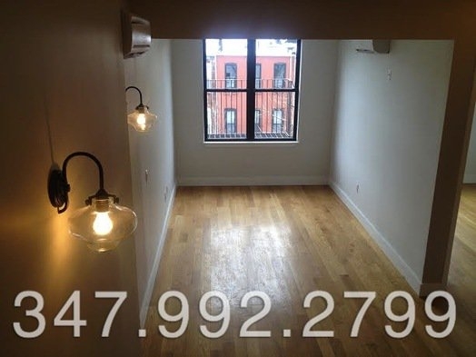 484 Hancock St - Photo 6