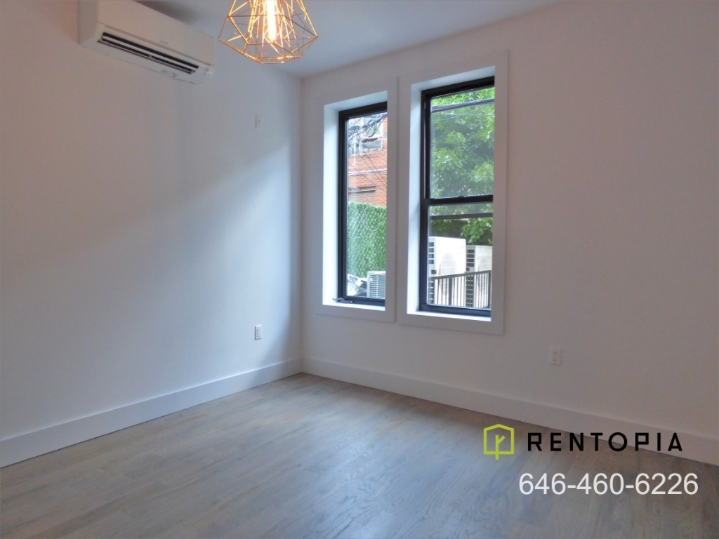 144 N 11th Street - Photo 2