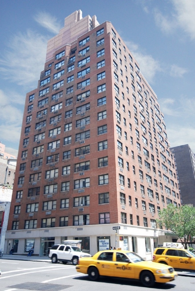 141 East 33rd Street - Photo 8