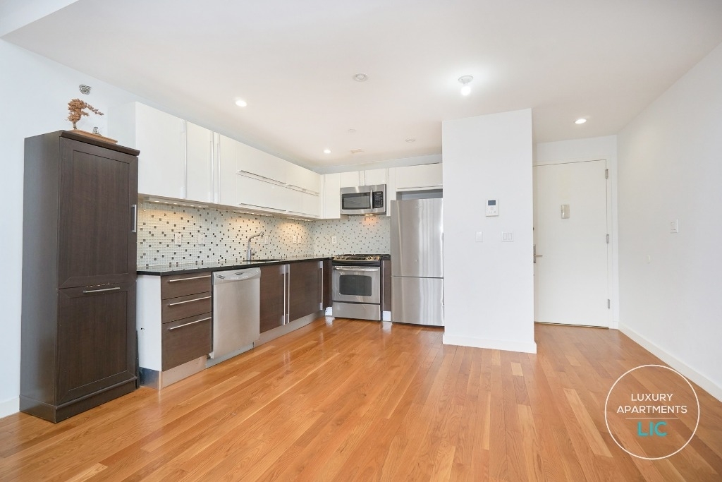 35-40 30th Avenue, Long Island City, 11101 - Photo 1