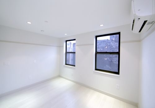 205 avenue A - Photo 3