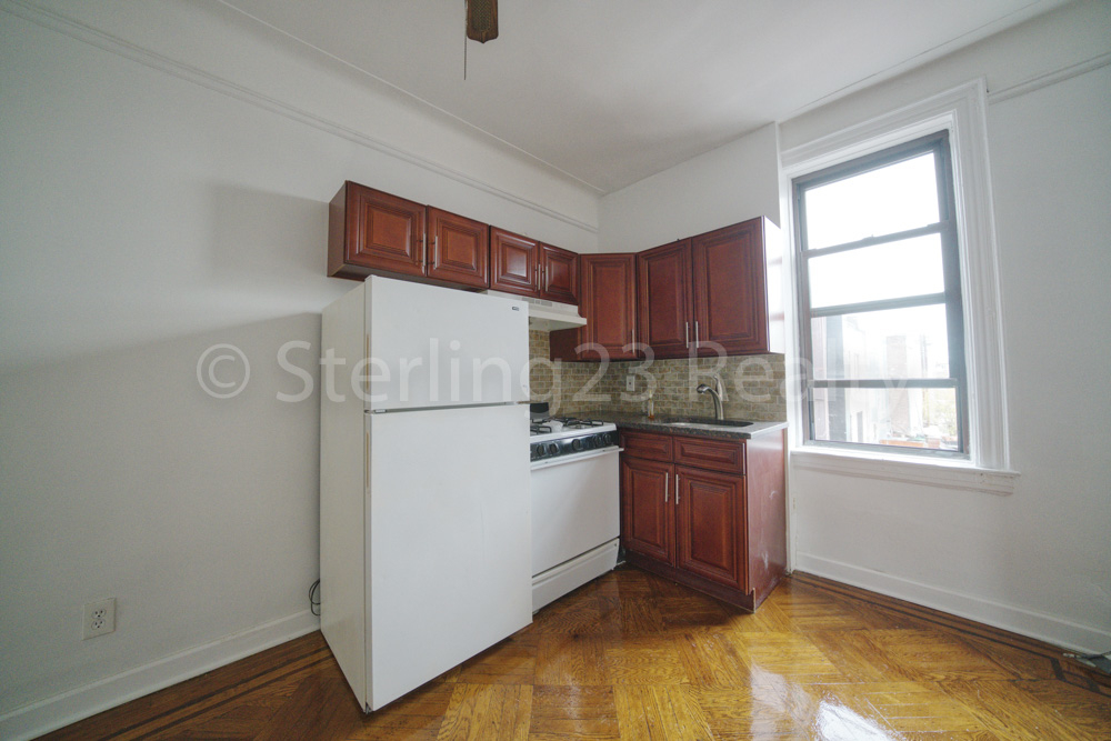 25-59 Steinway Street, Astoria, Ny 11103 - Photo 3