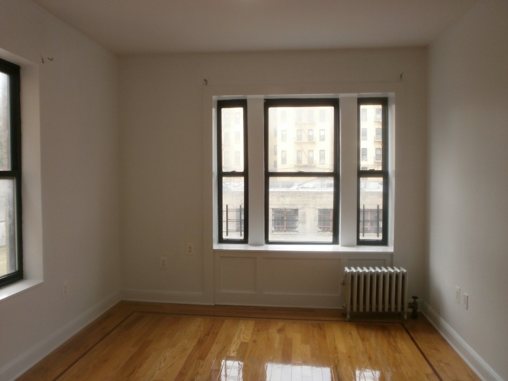 672 Saint Nicholas Ave. - Photo 2