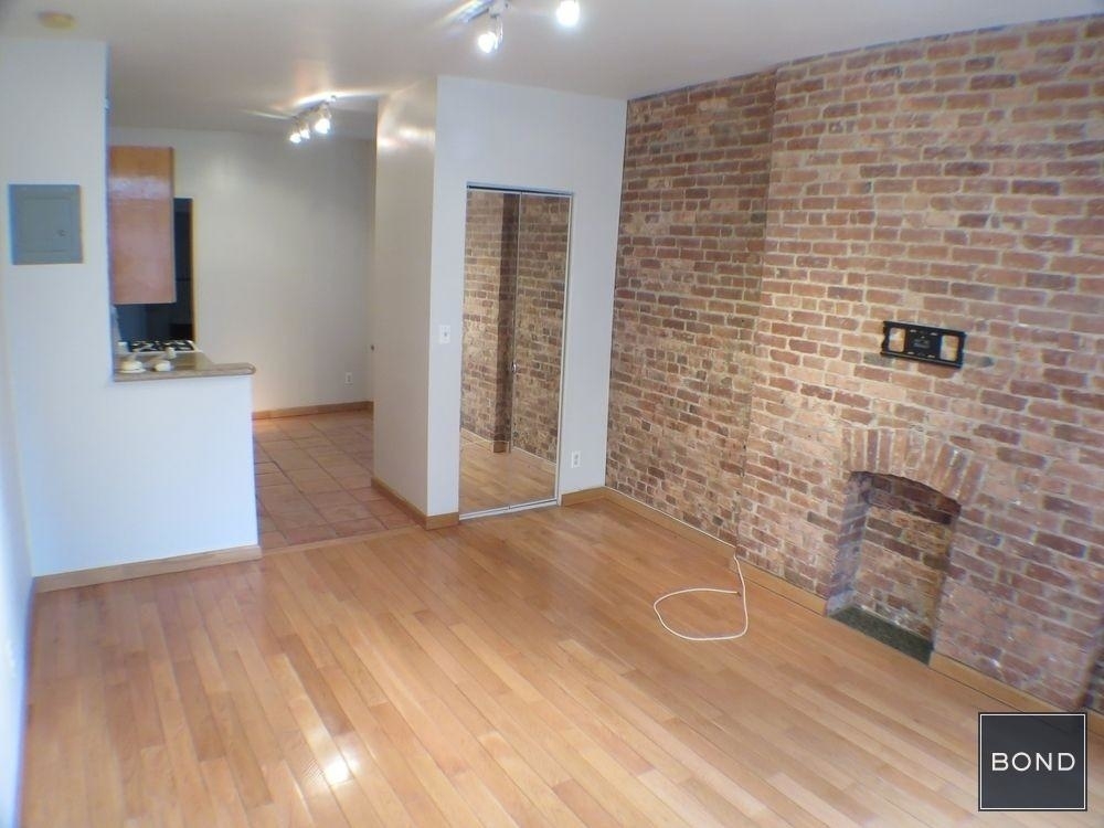 Deal of the week!! Prime One bedroom on east 81 street!! - Photo 4