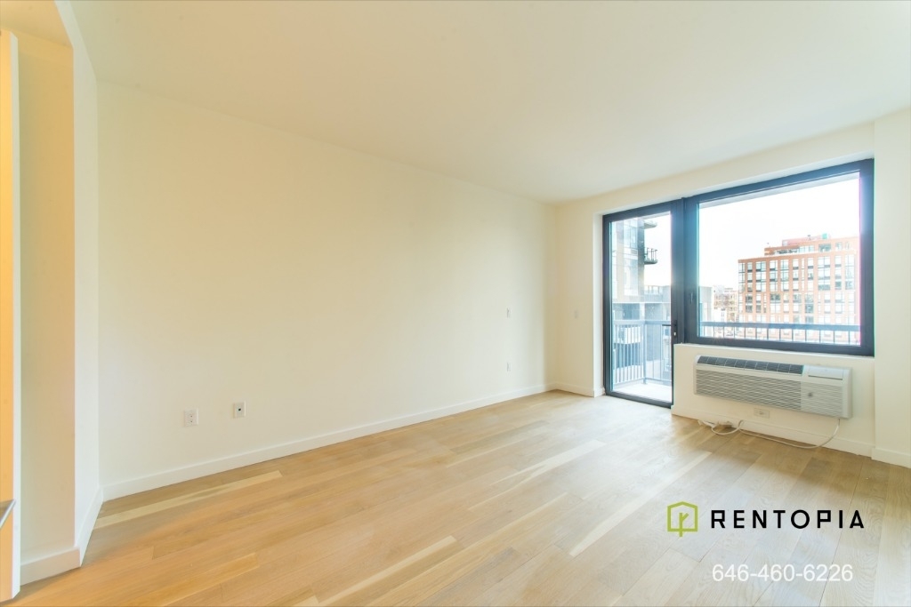 41-15 23rd Street, Long Island City - Photo 9