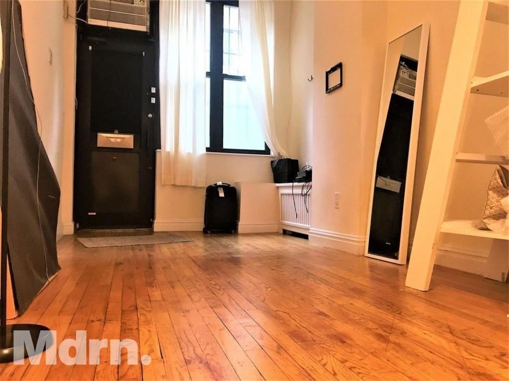 278 Mott Street - Photo 1