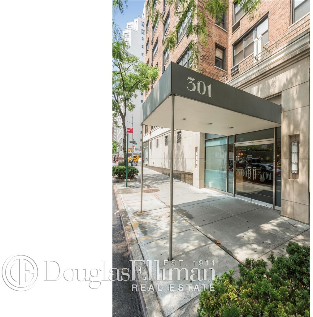 301 East 63rd St - Photo 8