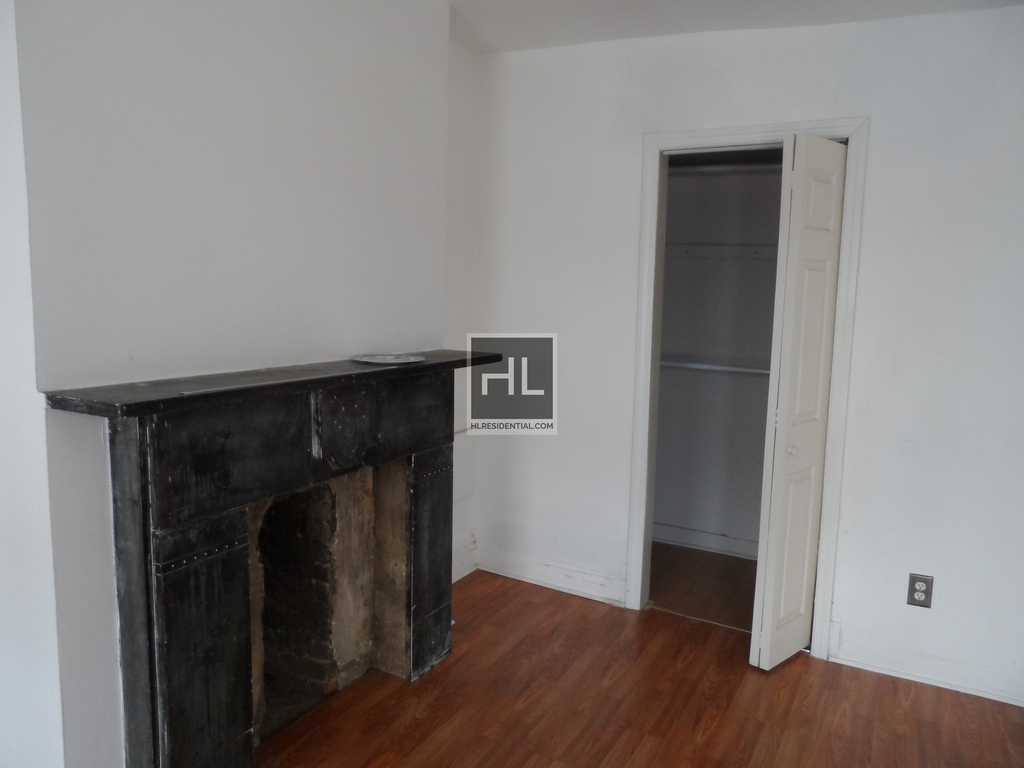 28 Herkimer Street - Photo 2