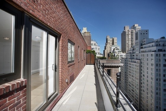 W 55th st - Photo 1