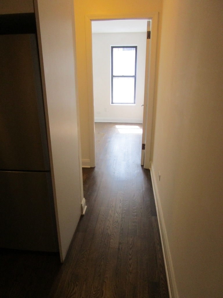 East 89 Street - Photo 3