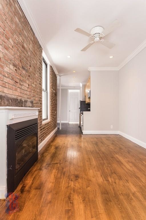 208 E 25th - Photo 1