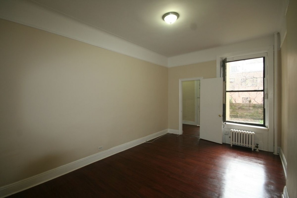 519 East 88th Street - Photo 3