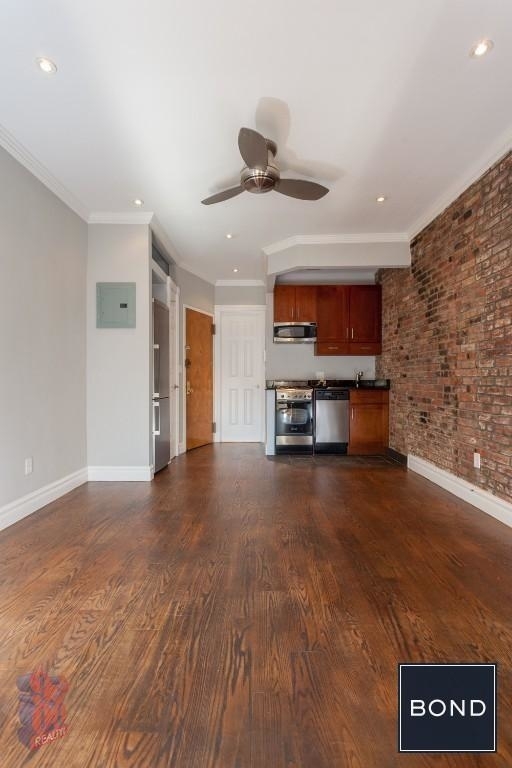 213 East 26th Street - Photo 4