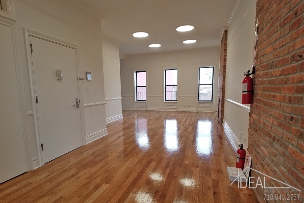 362 Baltic Street  - Photo 2