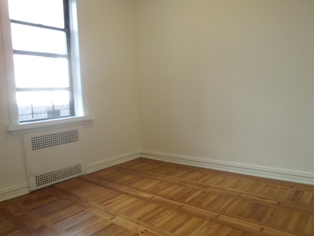 47-07 41st St, Apartment 2c - Photo 6