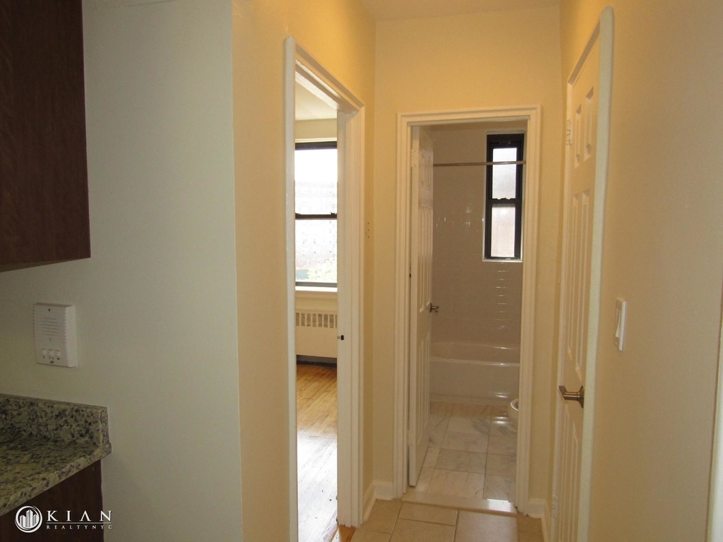 98-51 Queens Boulevard - Photo 2