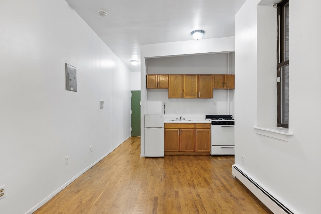 1793 Amsterdam Avenue  - Photo 1