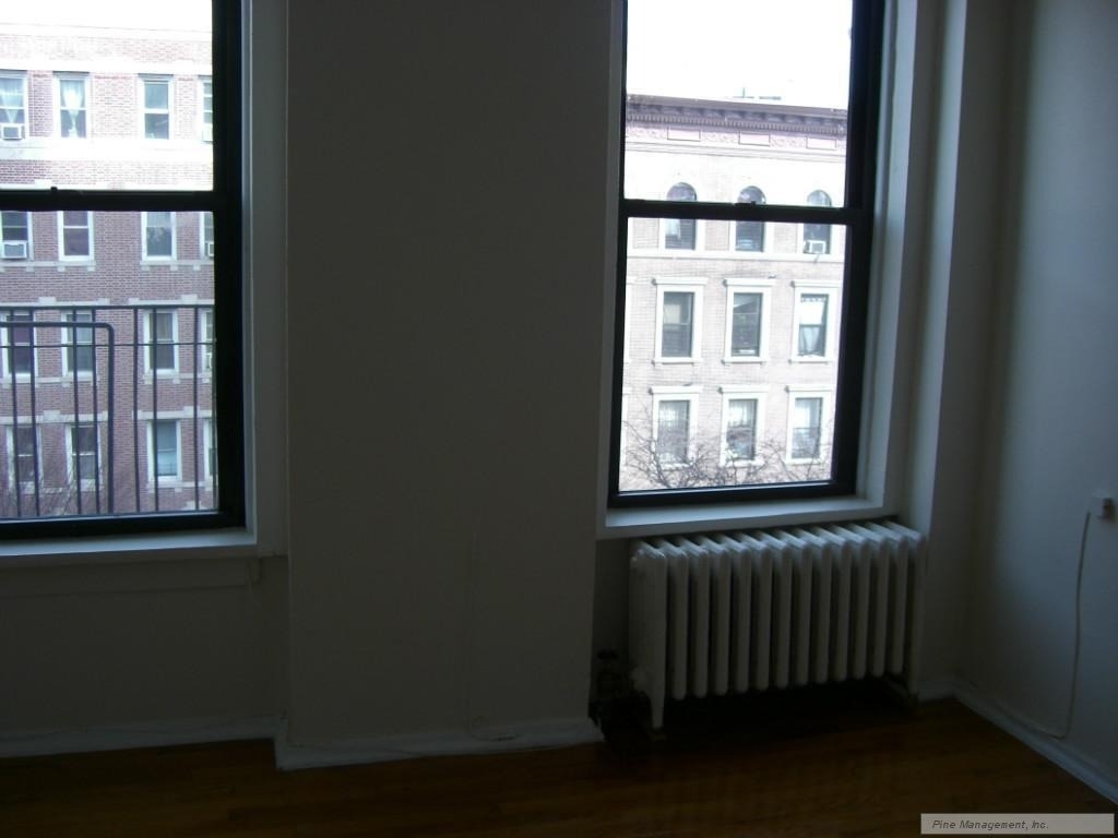 West 106th Street - Photo 2