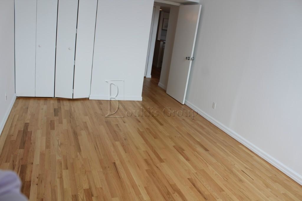 666 Greenwich St. - Photo 2