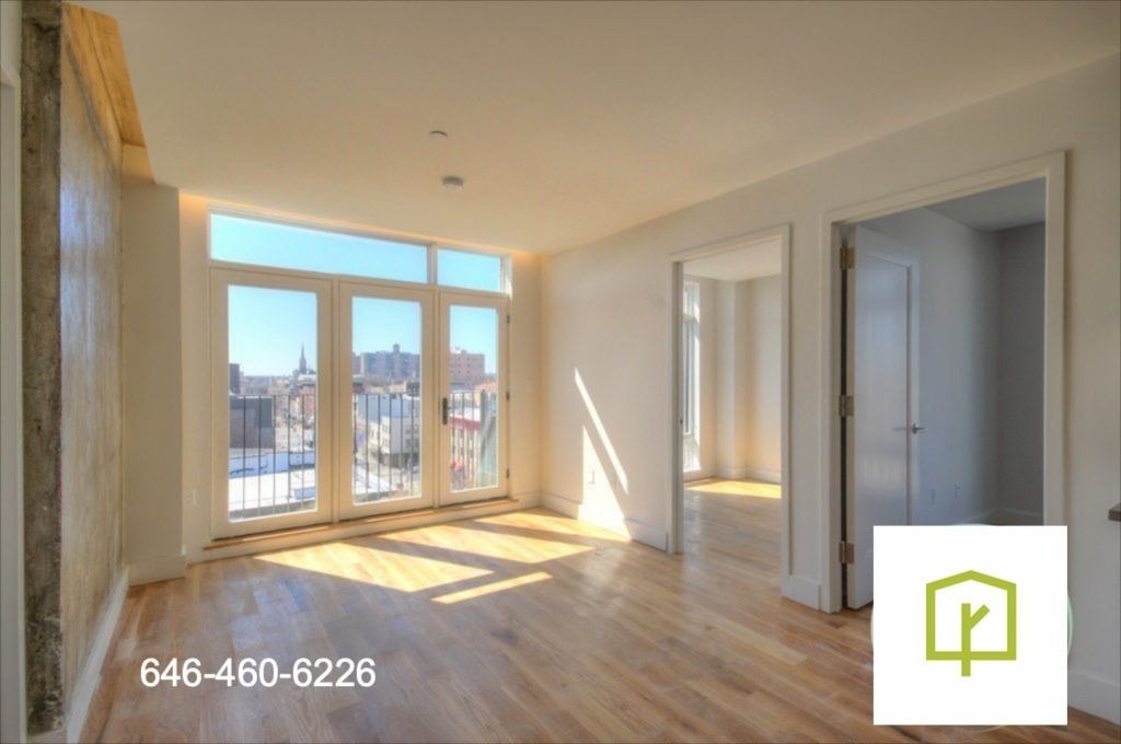 310 Graham Ave - Photo 1