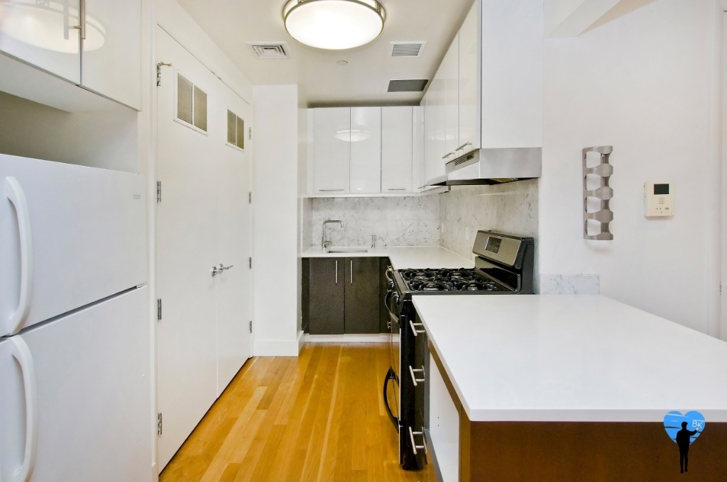 587 Flushing Ave - Photo 1