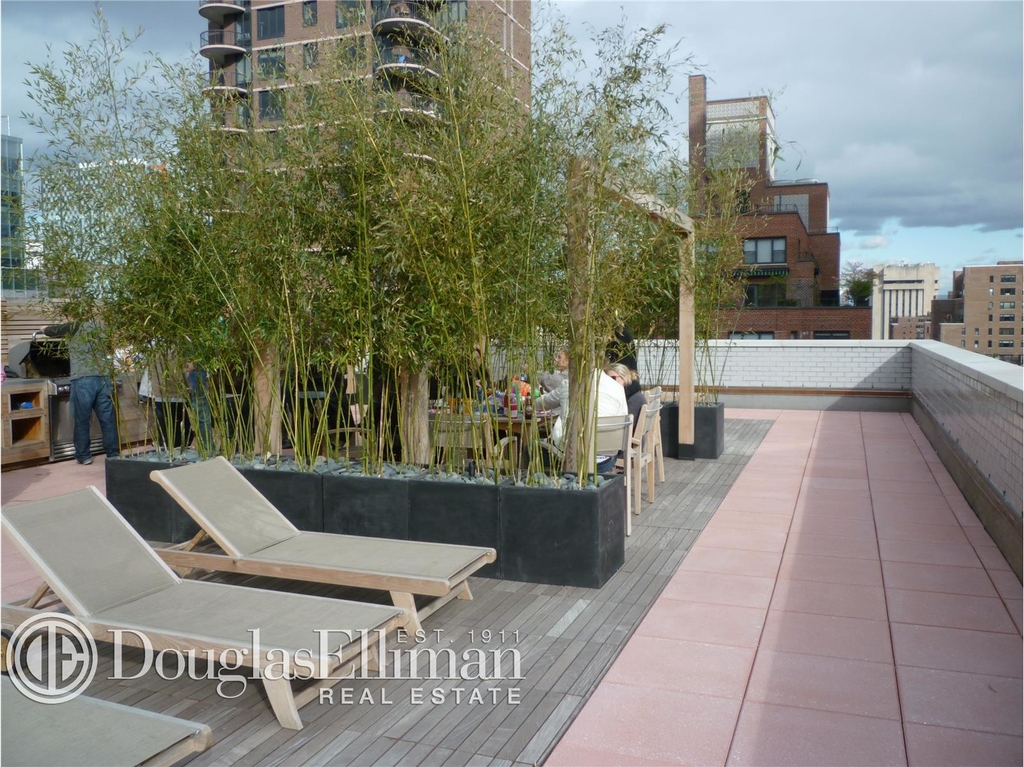 250 East 65th St - Photo 11