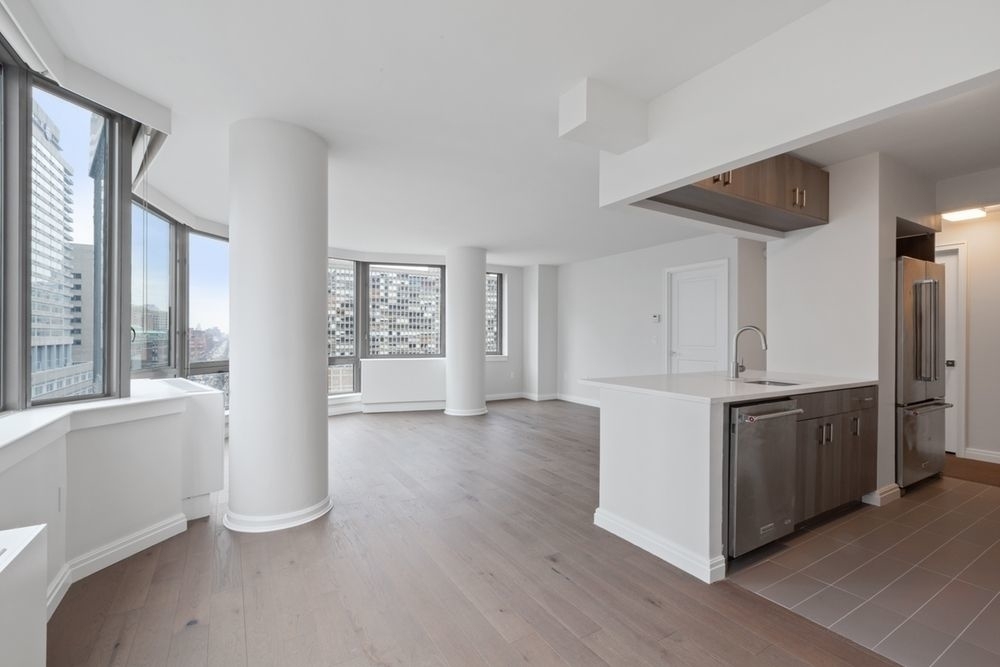  225 East 27th Street - Photo 2