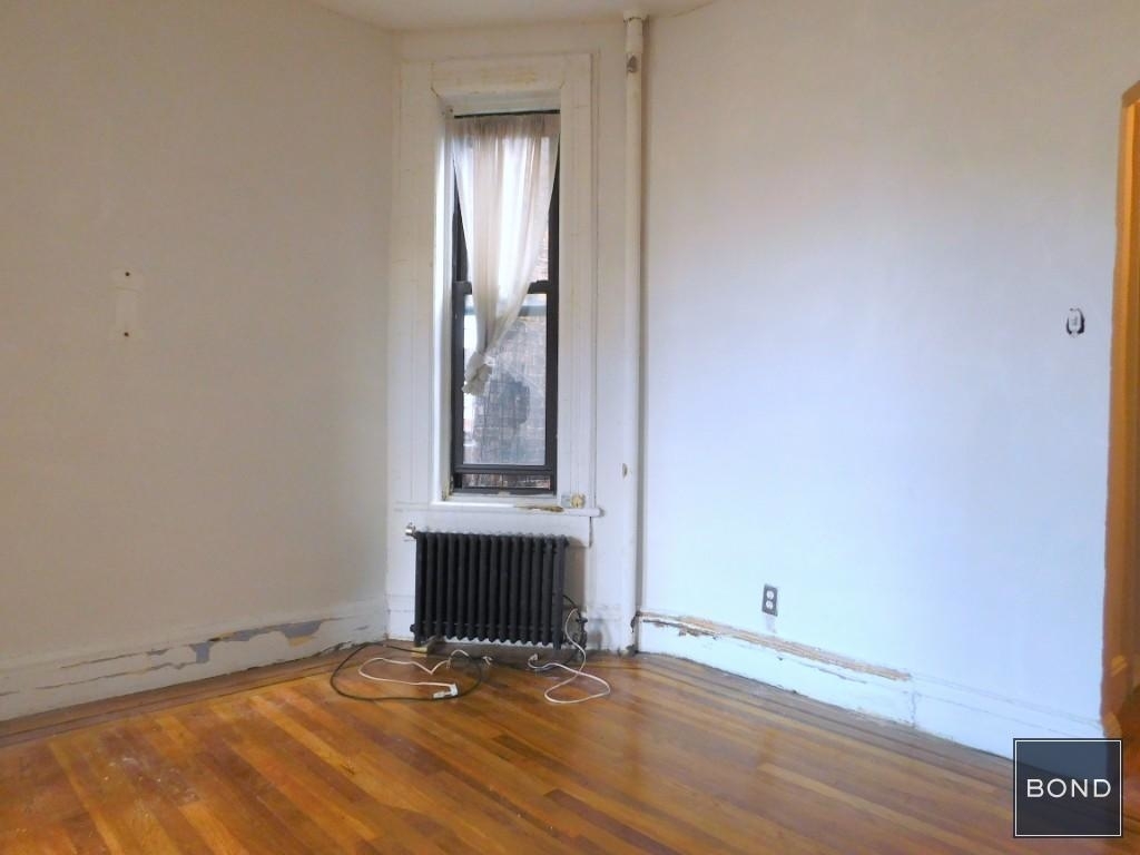 225 Sullivan Street - Photo 2